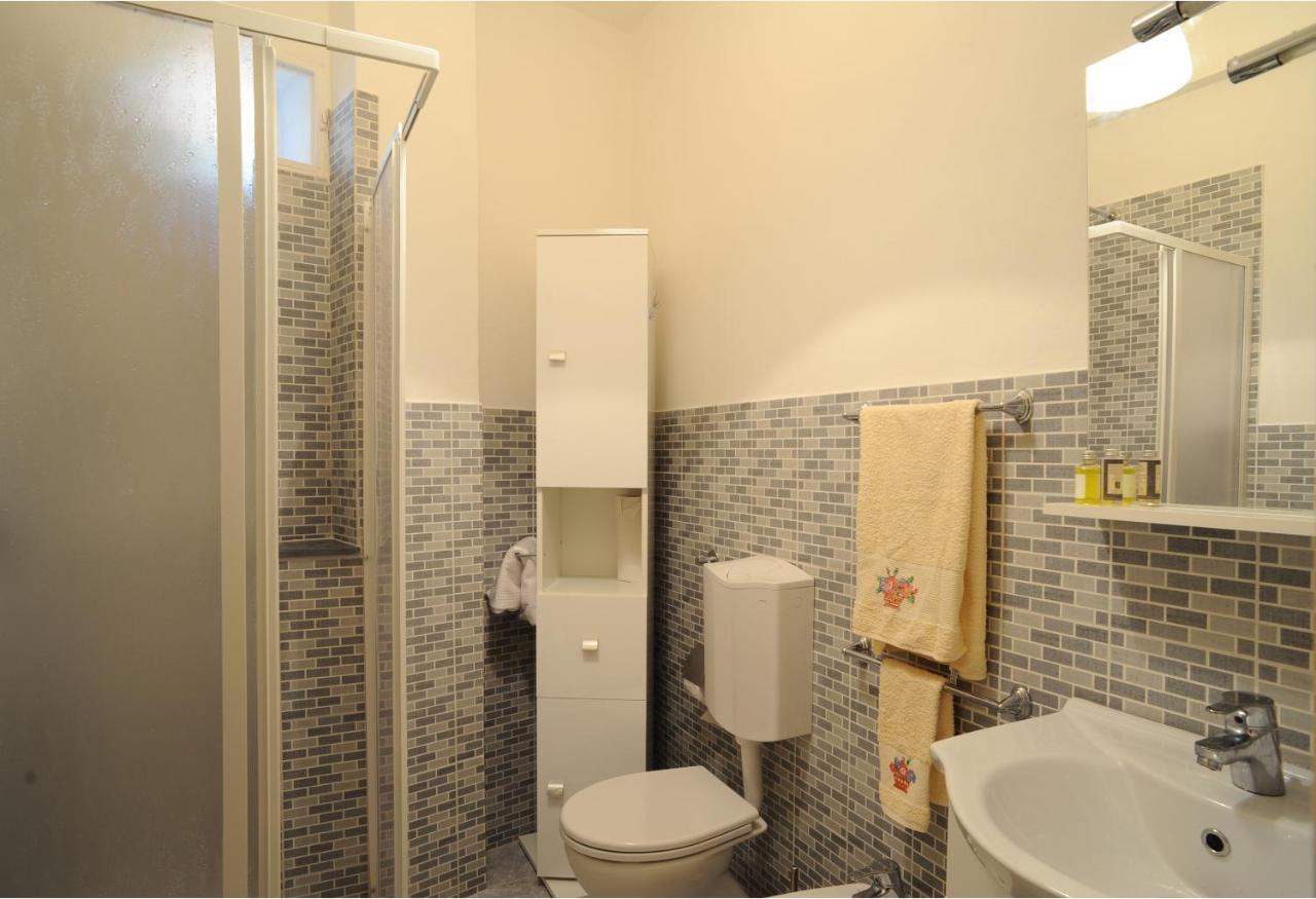 Sivori Apartment โบนัสโซลา ภายนอก รูปภาพ